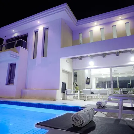 Villa Pomela By Sun And View-2